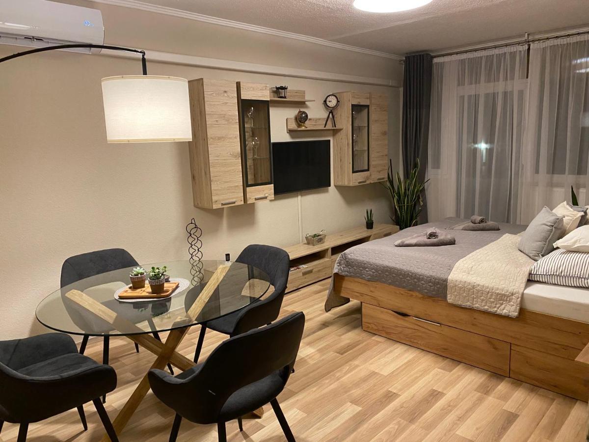 Centrum Apartman Kaposvár Екстериор снимка